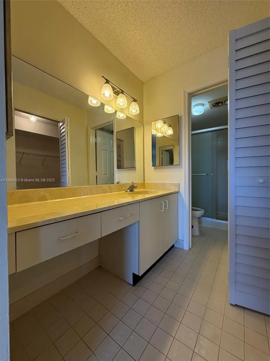 2602 NW 103rd Ave, #202