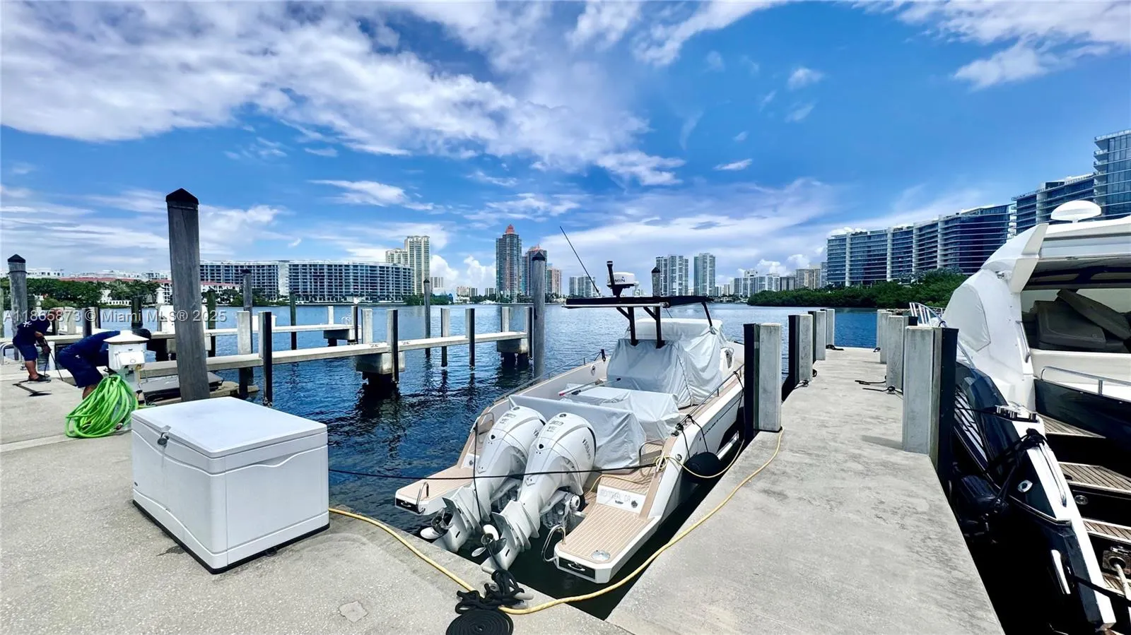4041 ISLAND ESTATE