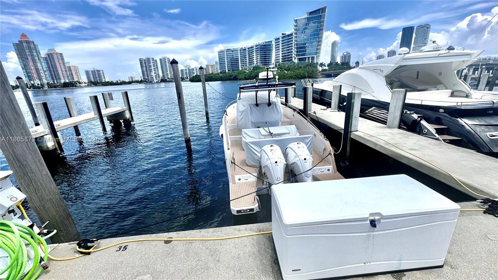 4041 ISLAND ESTATE