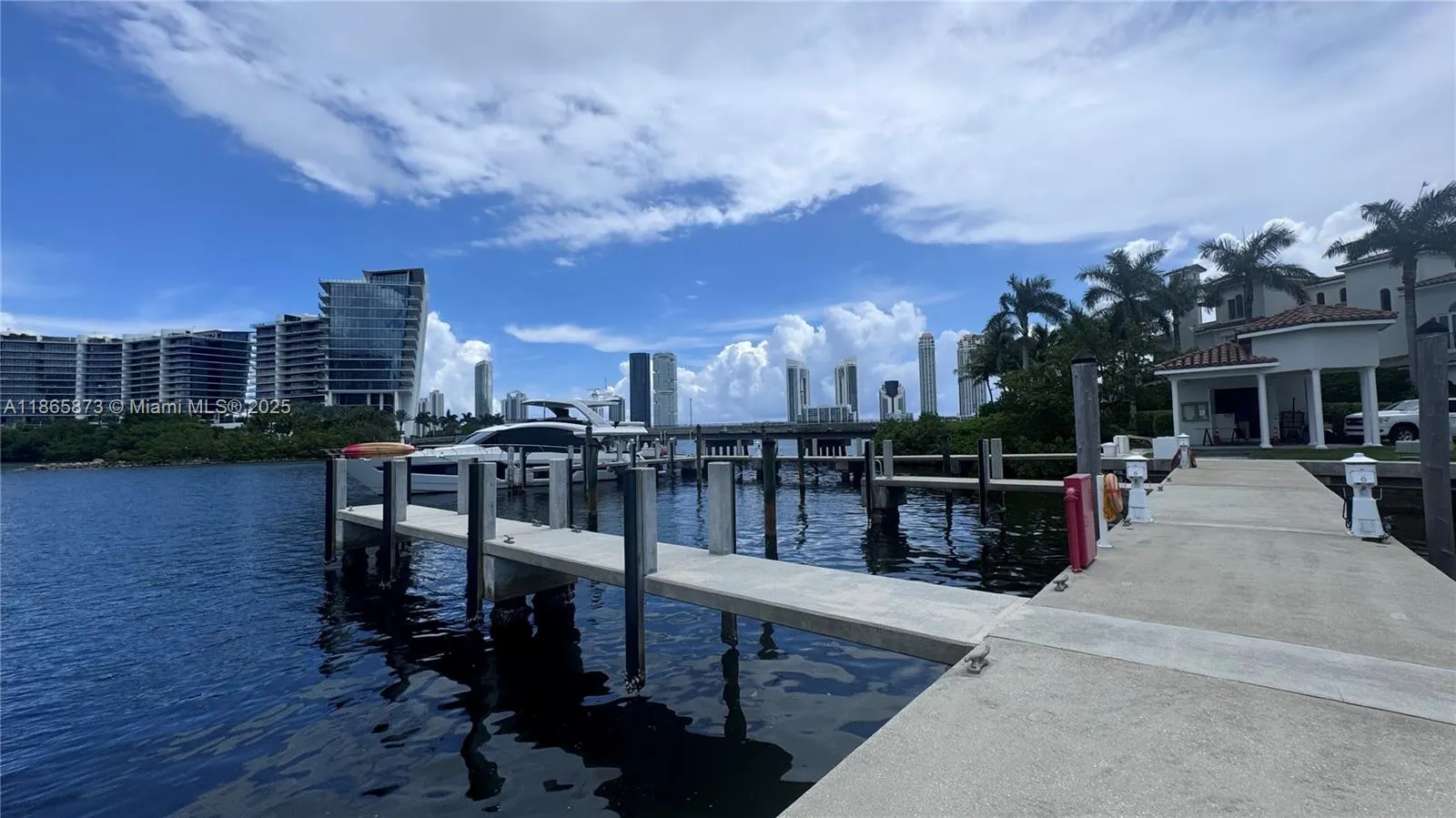 4041 ISLAND ESTATE