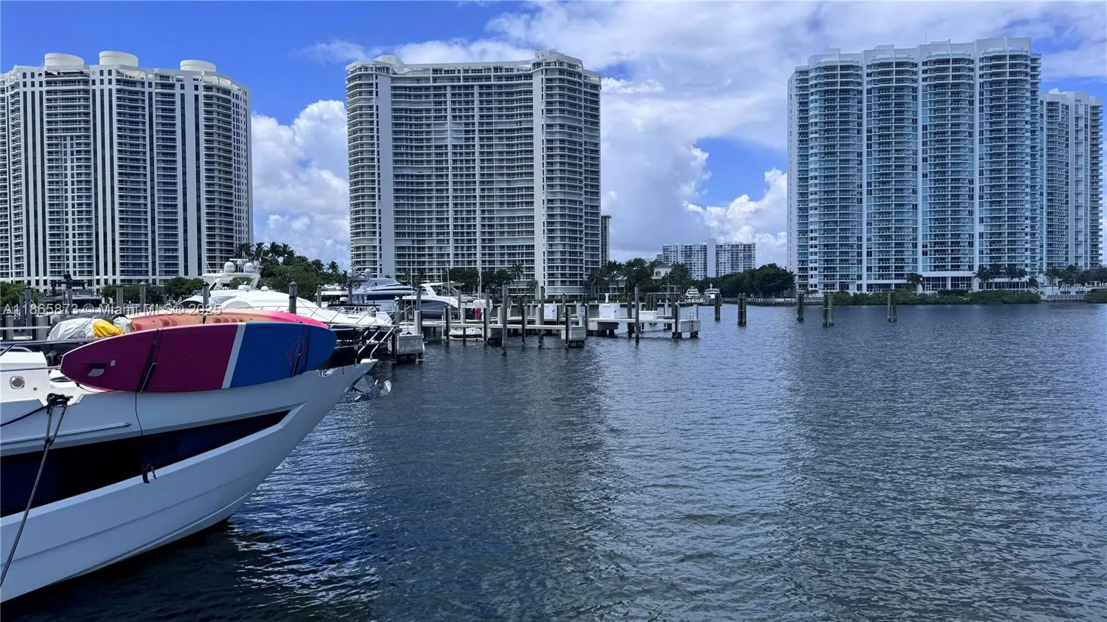 4041 ISLAND ESTATE
