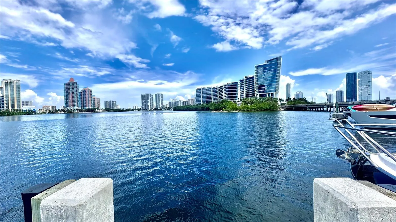 4041 ISLAND ESTATE