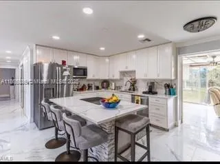 3954 Coconut Circle N, #3954