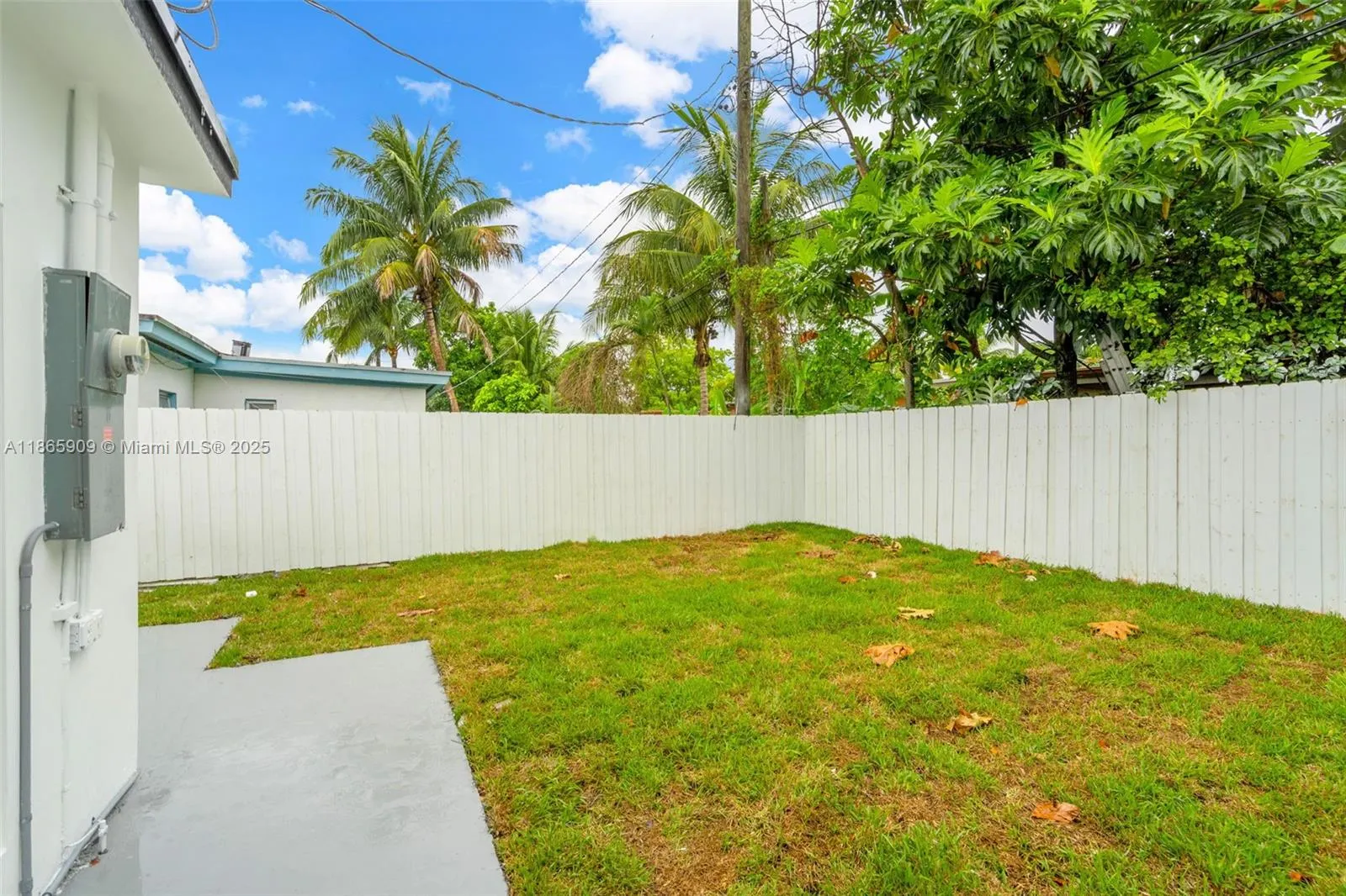 301 NW 108th St