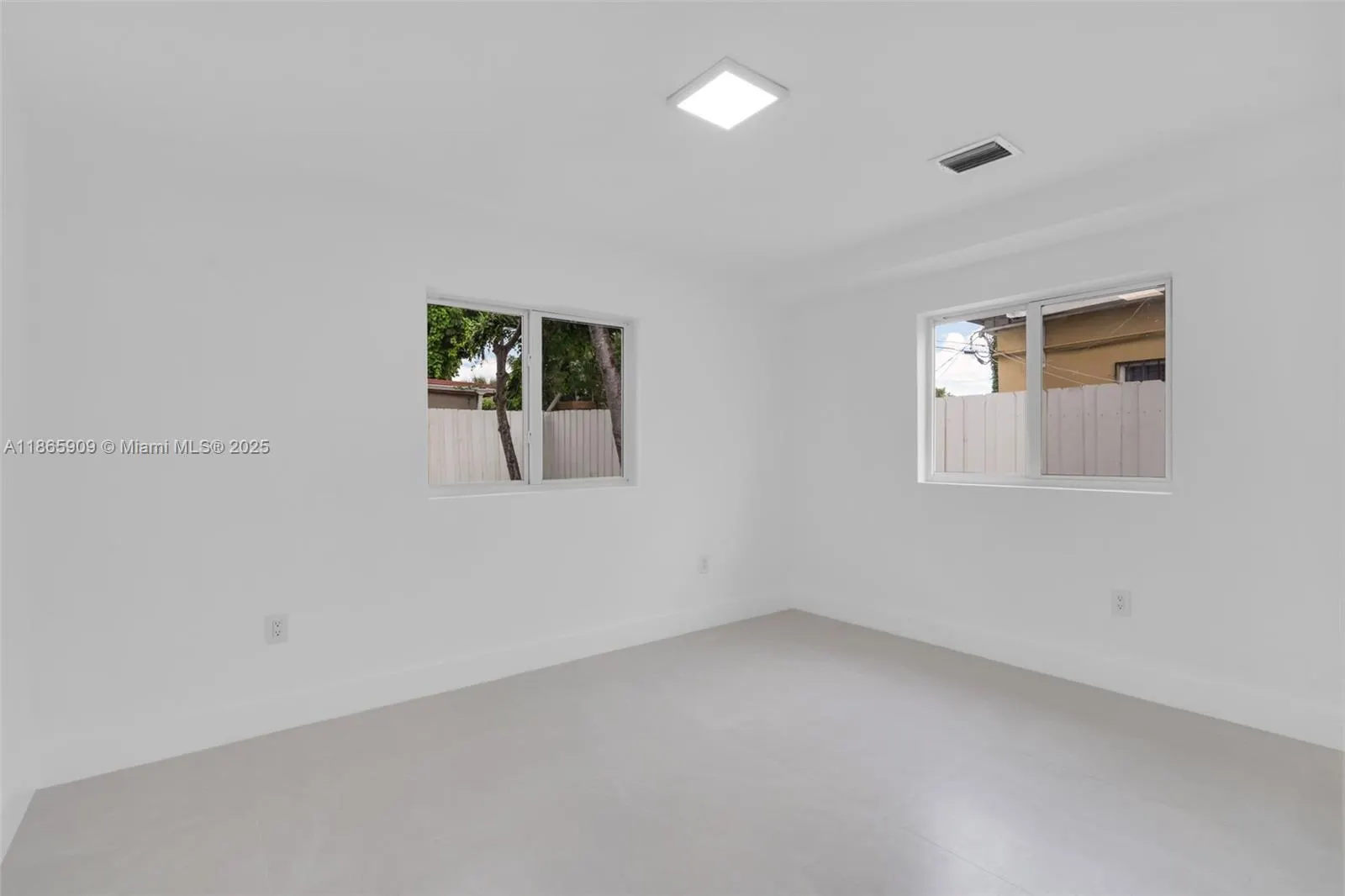 301 NW 108th St