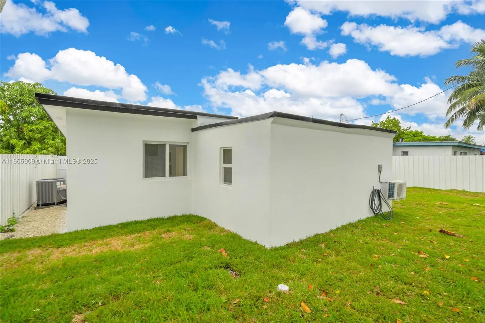 301 NW 108th St