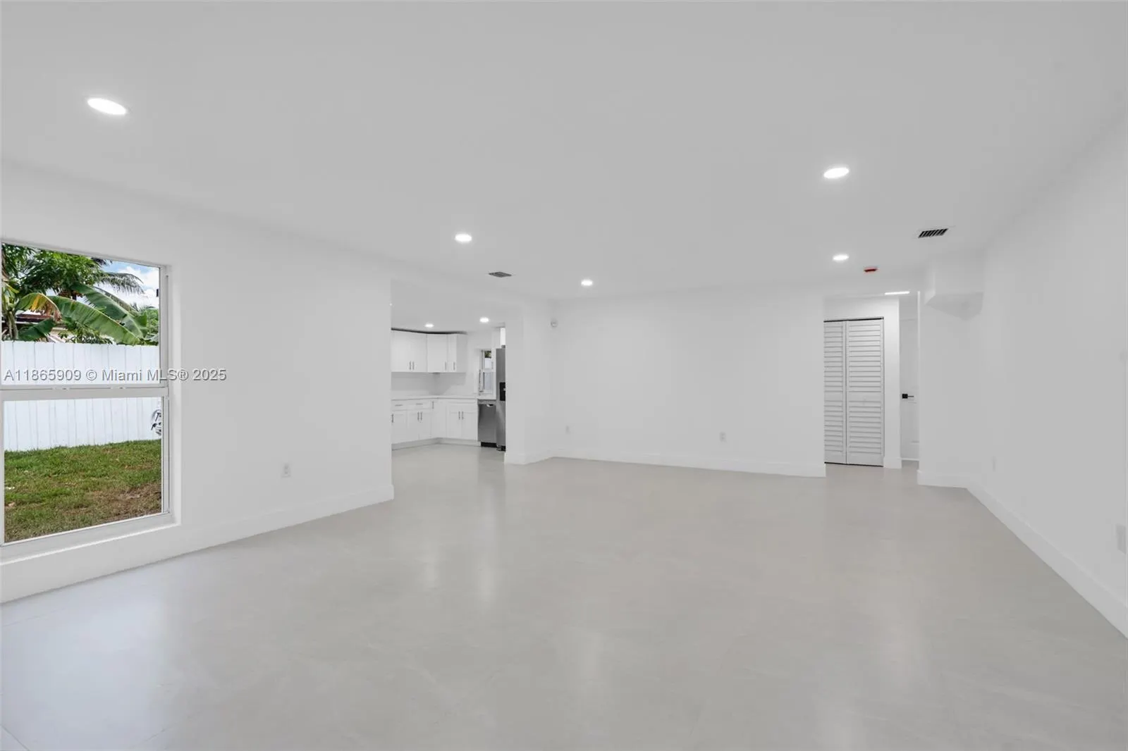 301 NW 108th St