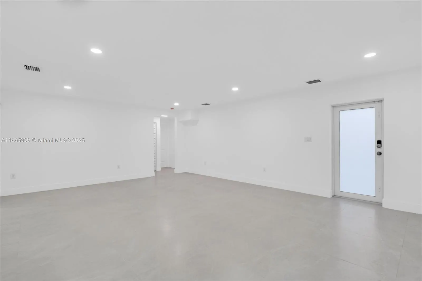 301 NW 108th St