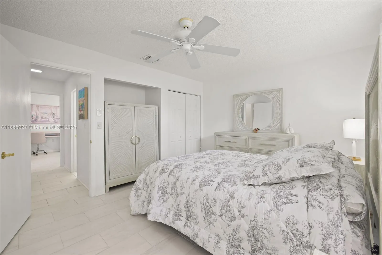 450 SE 7th St, #261