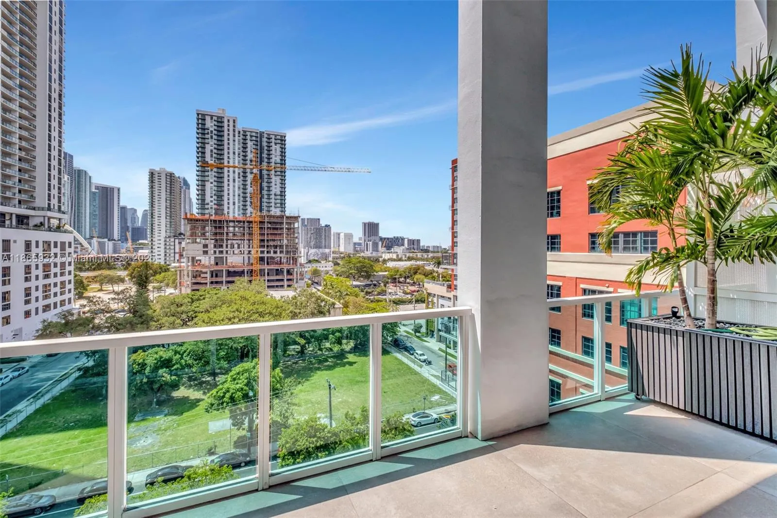 1749 NE Miami Ct, #608