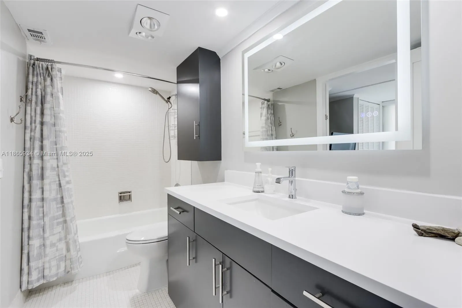 1200 S Ocean Blvd, #17F