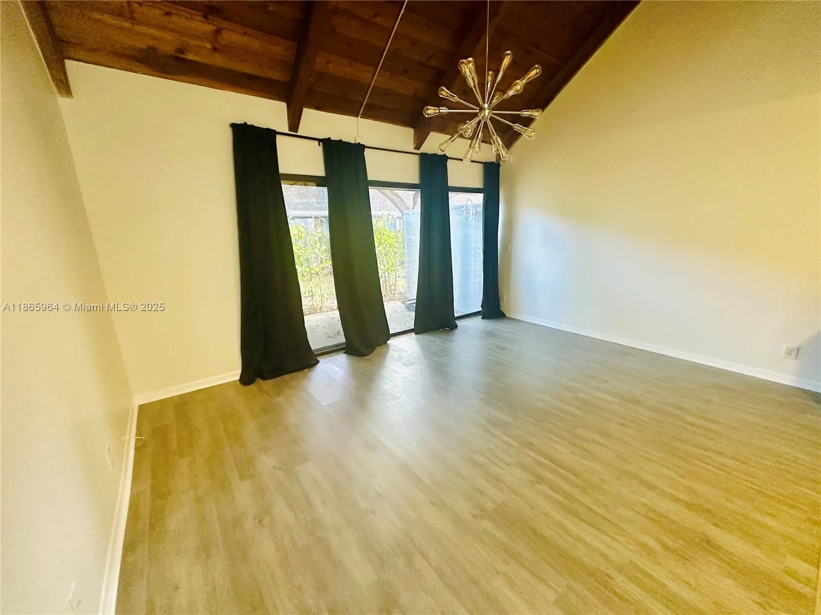 33 Deer Creek Rd, #D103