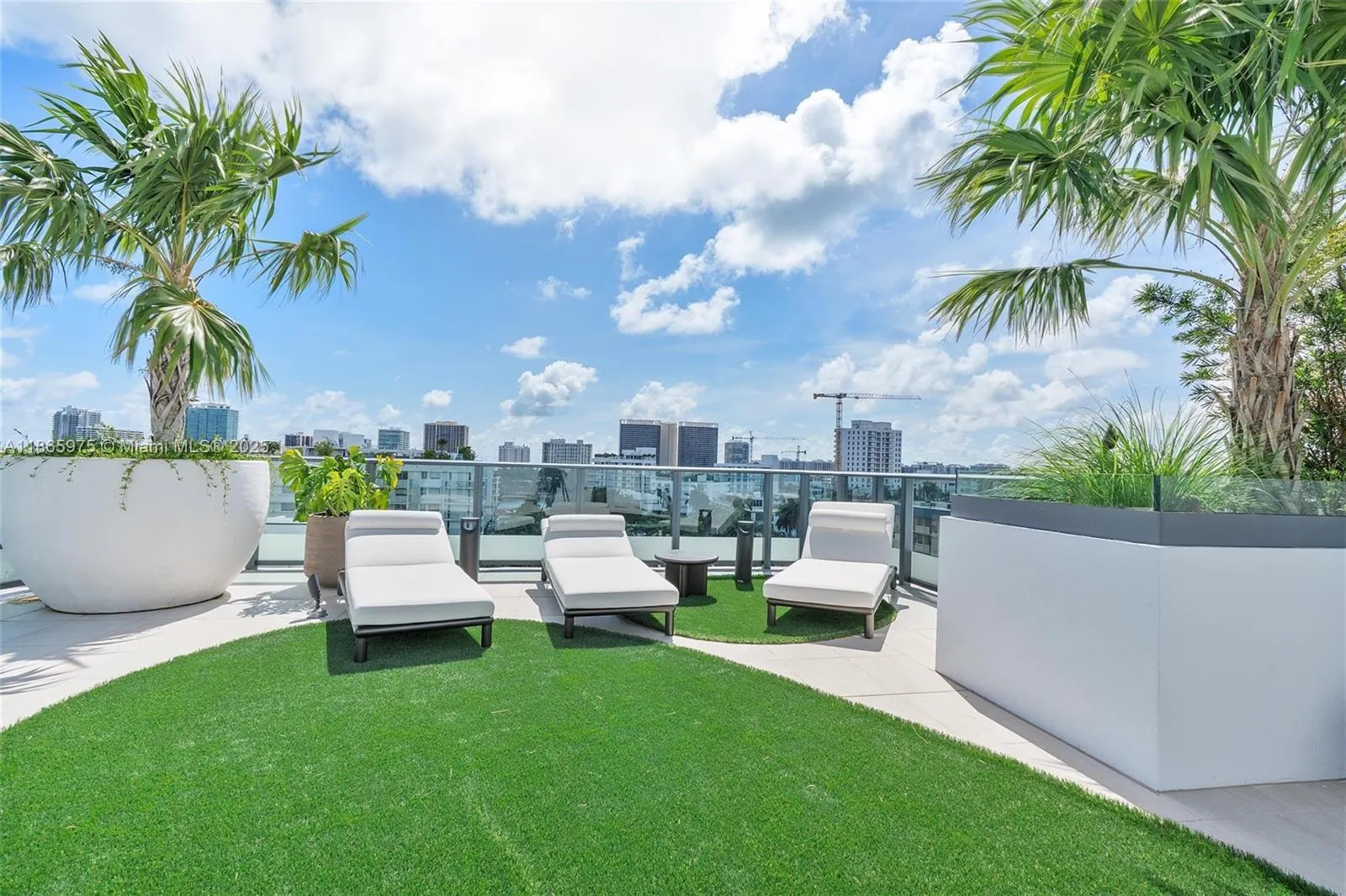 9901 W Bay Harbor Dr, #402