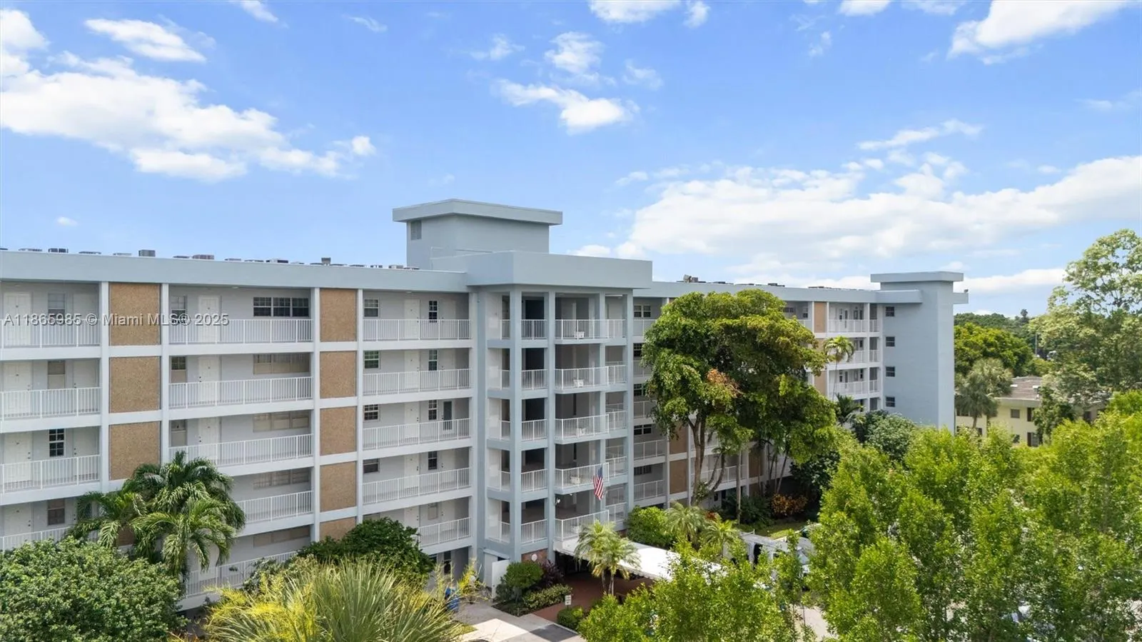 3150 N Course Ln, #402