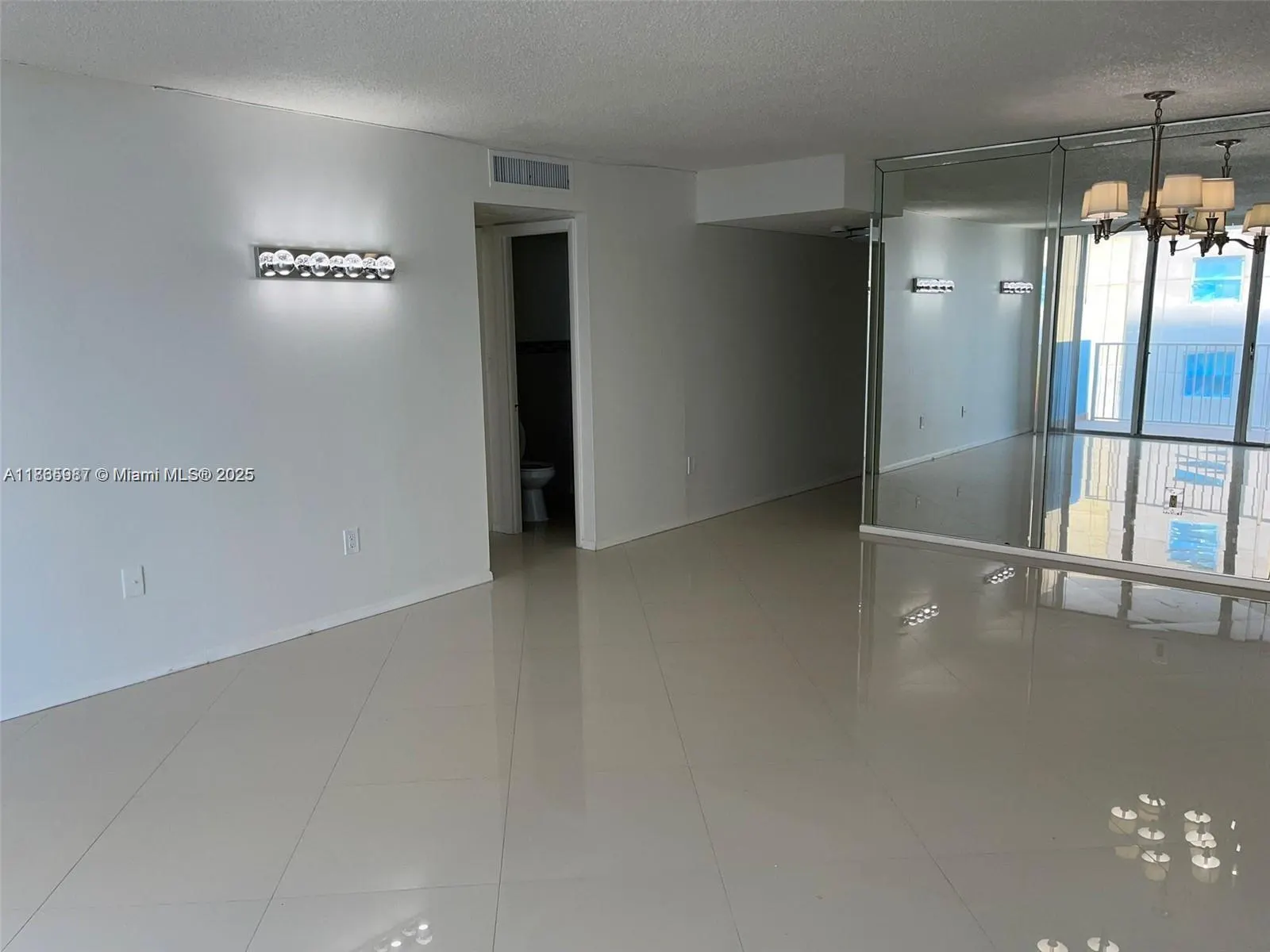5838 Collins Ave, #3D