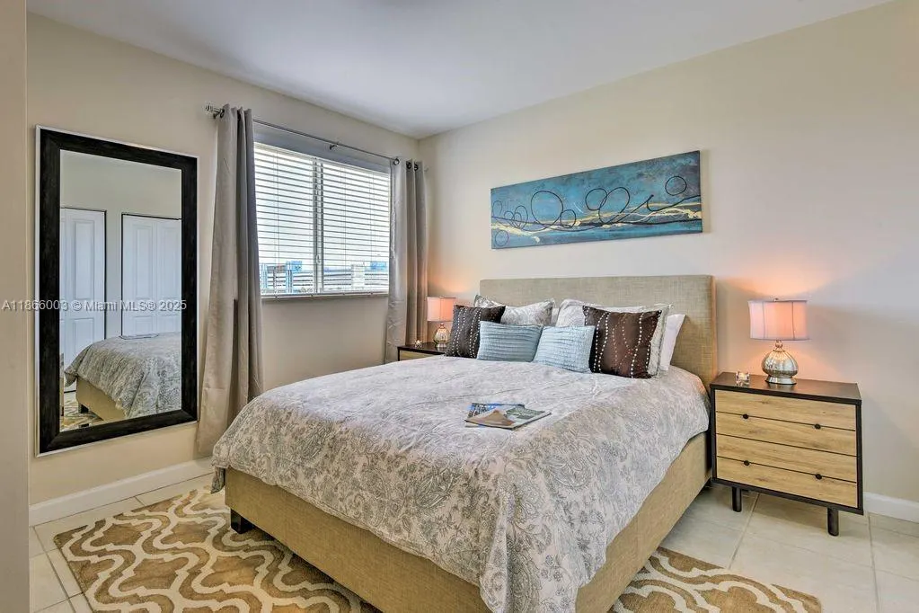 2280 SW 32nd Ave, #509