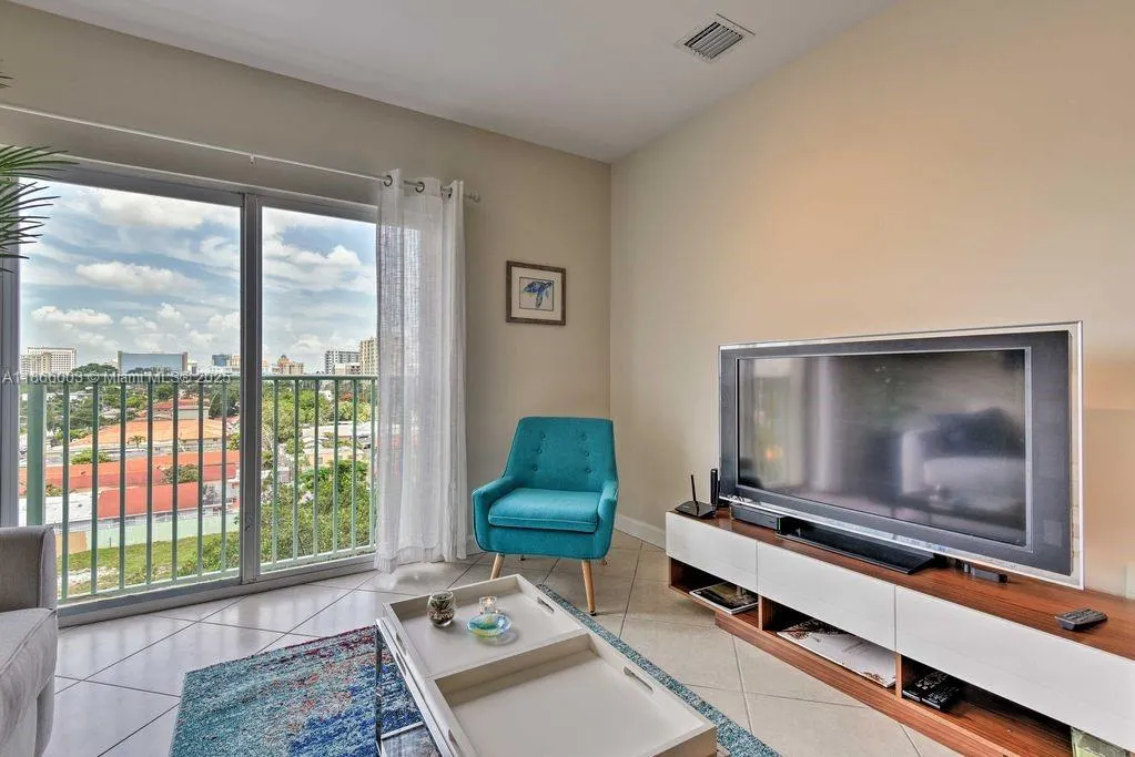 2280 SW 32nd Ave, #509