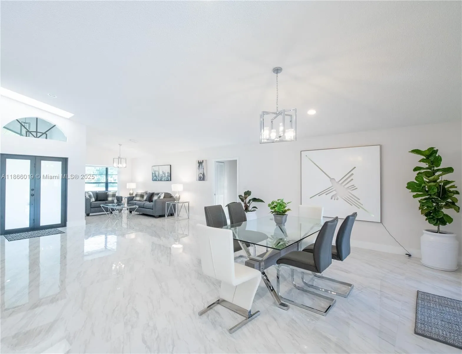 1300 Danbury Ave