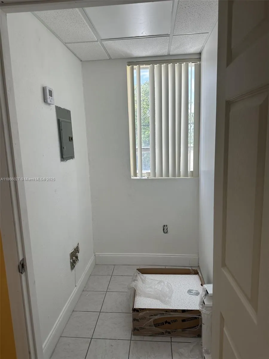 11373 W Flagler St, #202