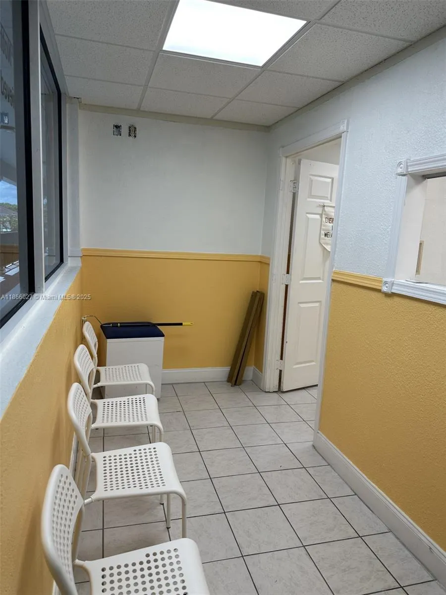 11373 W Flagler St, #202
