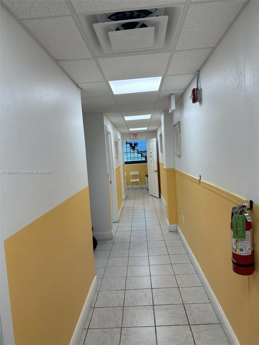 11373 W Flagler St, #202