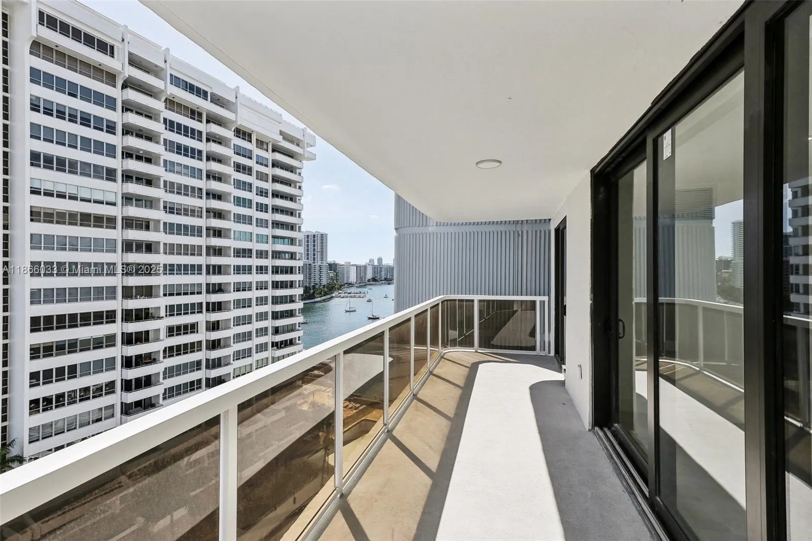 9 Island Ave, #1209