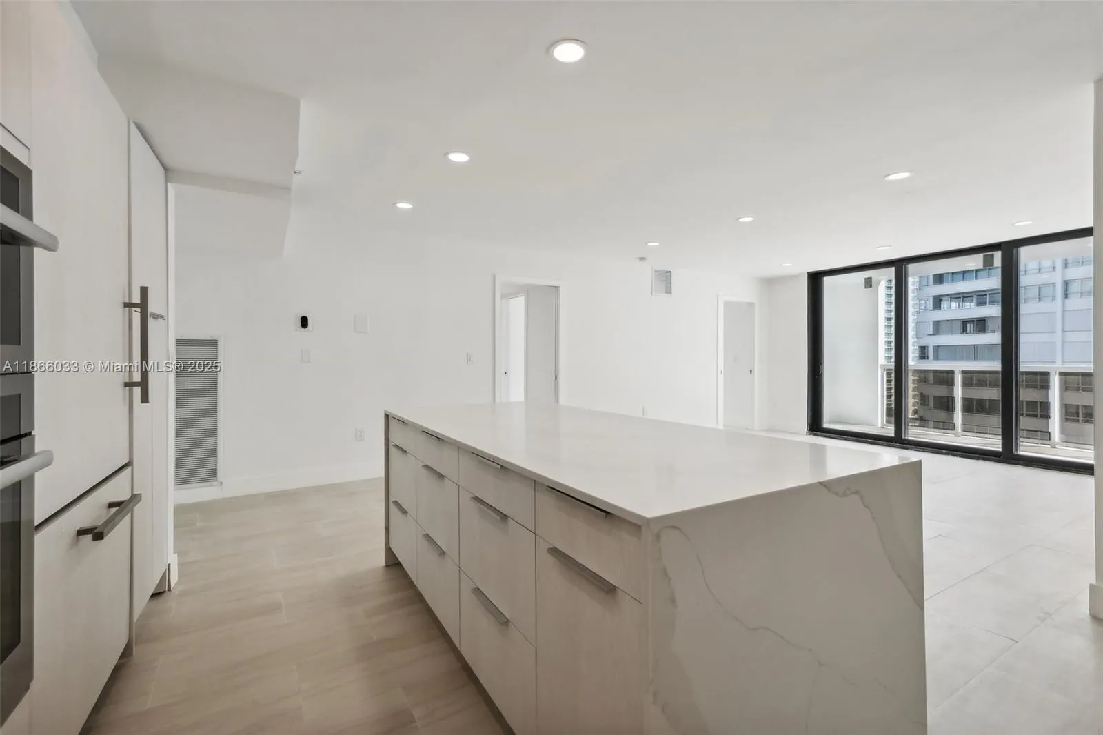 9 Island Ave, #1209