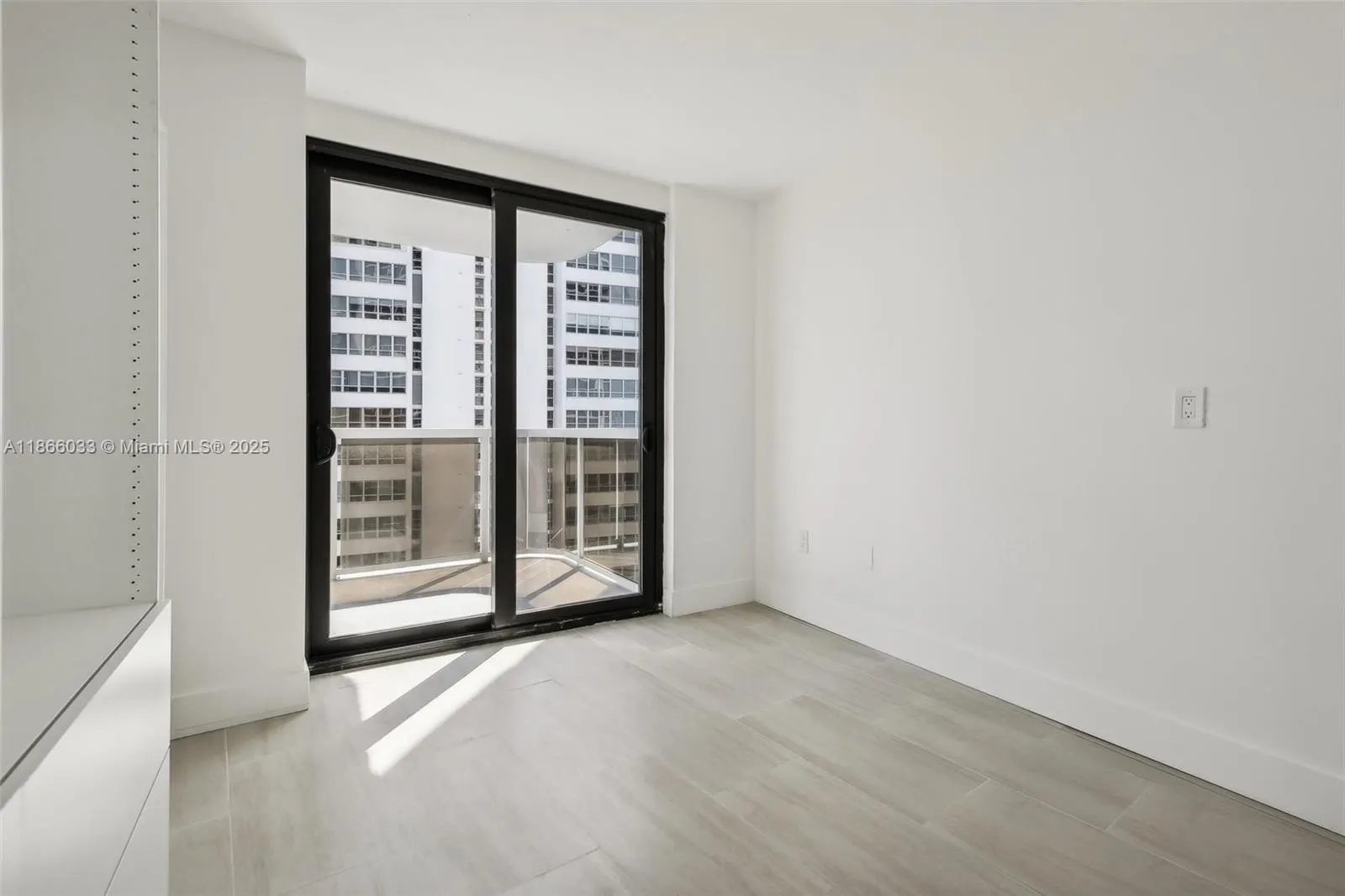 9 Island Ave, #1209