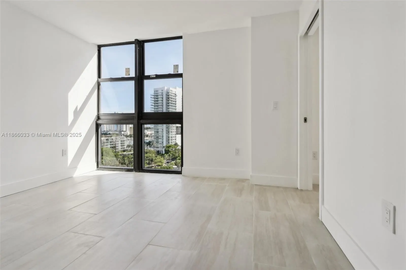 9 Island Ave, #1209