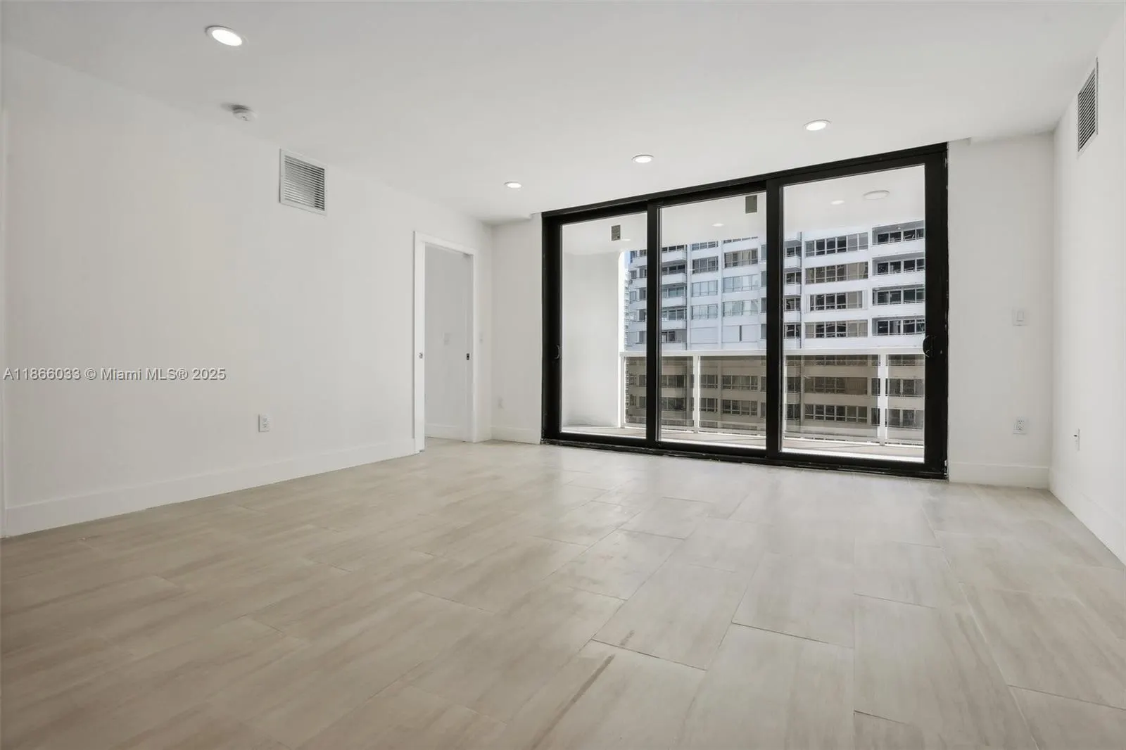 9 Island Ave, #1209