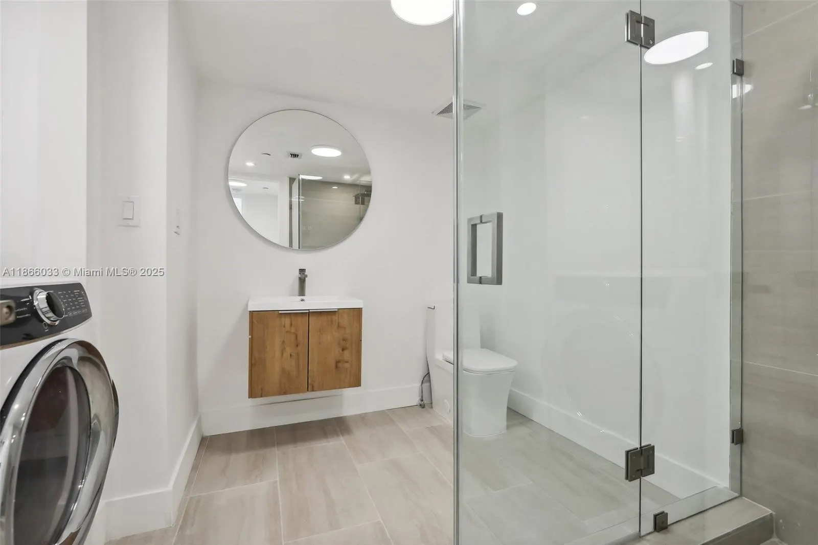 9 Island Ave, #1209