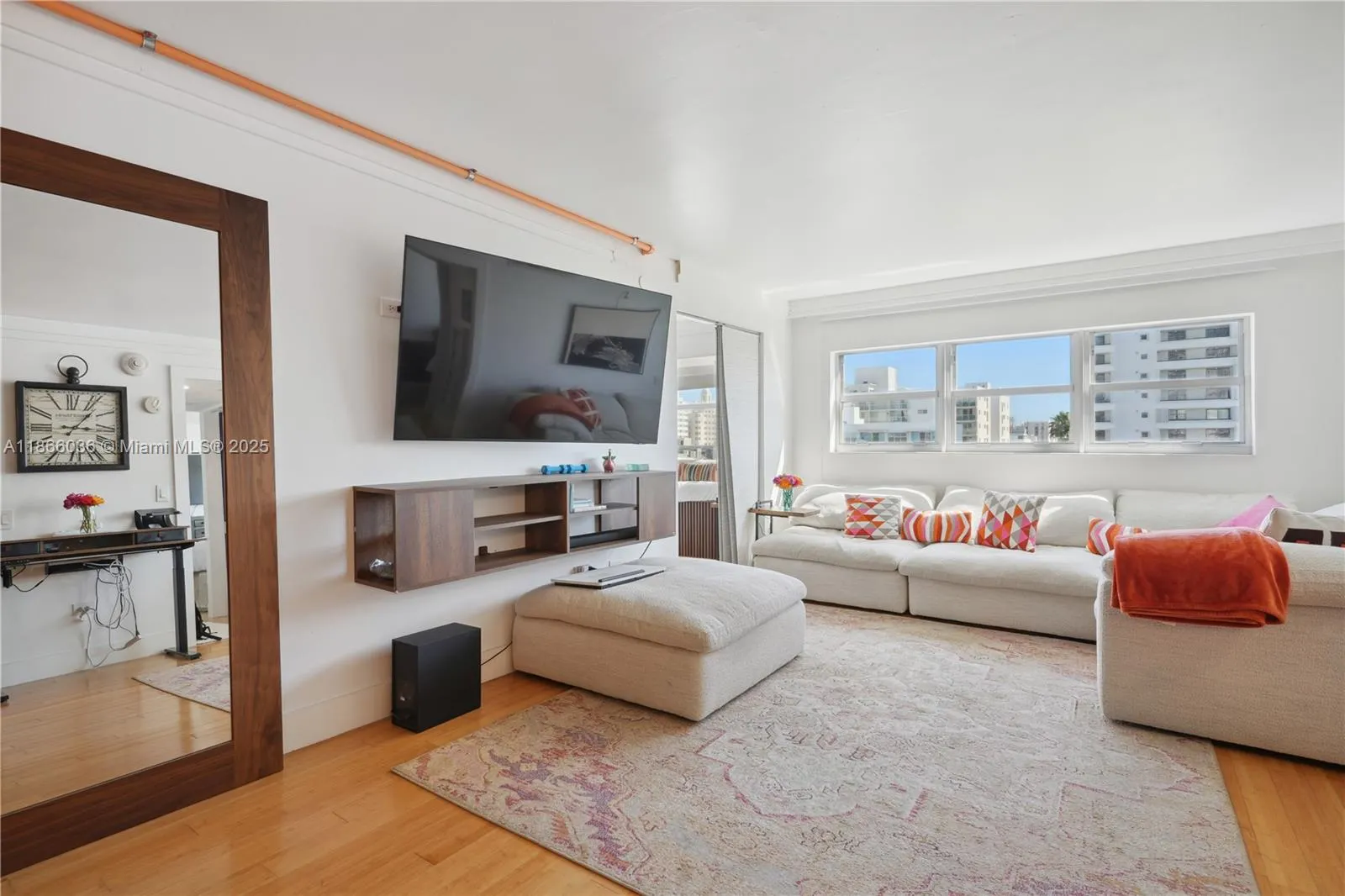 1881 Washington Ave, #7F