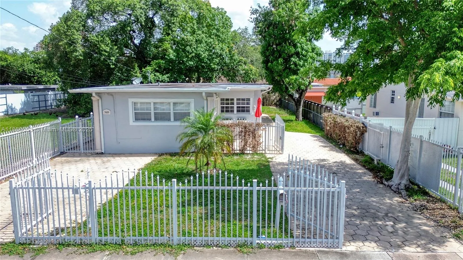 3121 SW 25th Ter, #FRONT