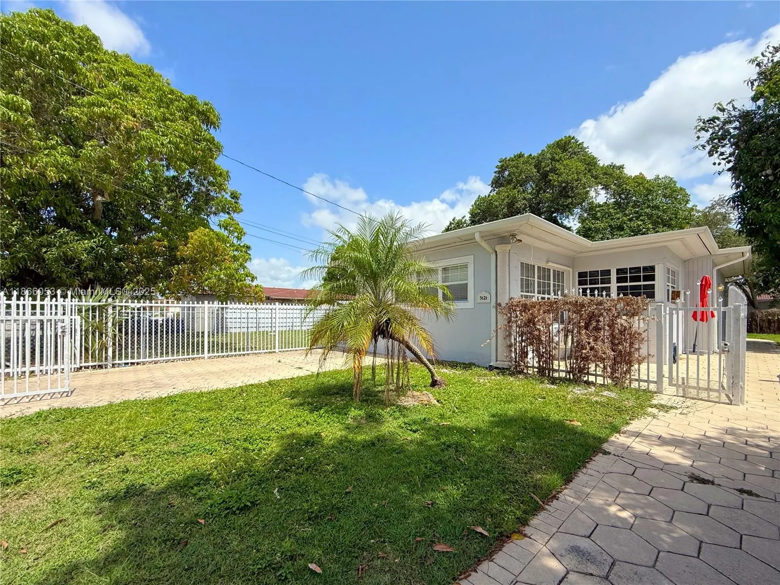 3121 SW 25th Ter, #FRONT