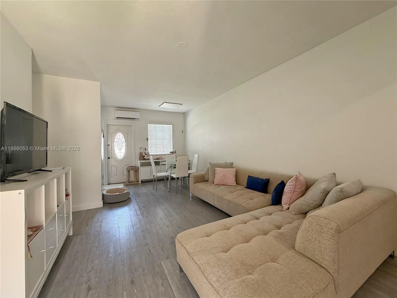 3121 SW 25th Ter, #FRONT