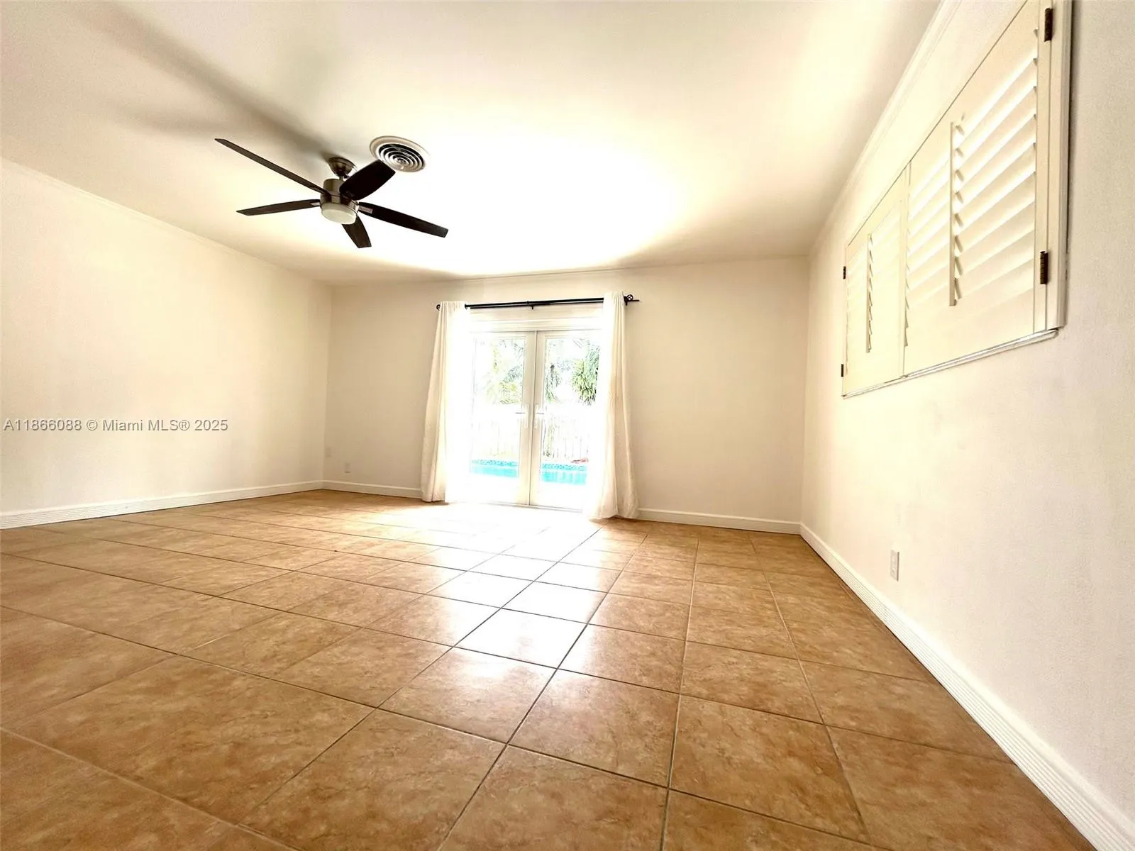 1120 SE 6th Ter