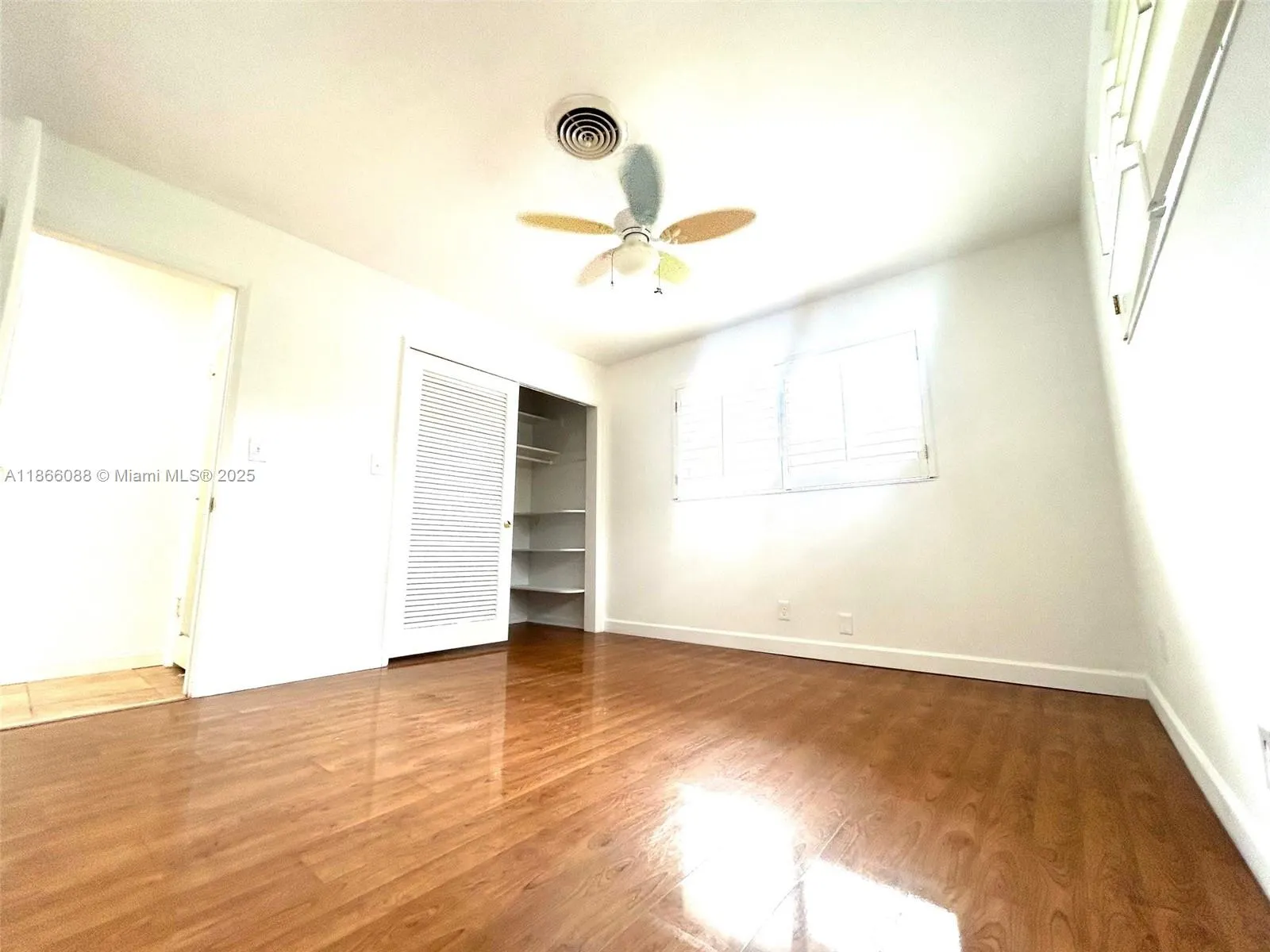 1120 SE 6th Ter