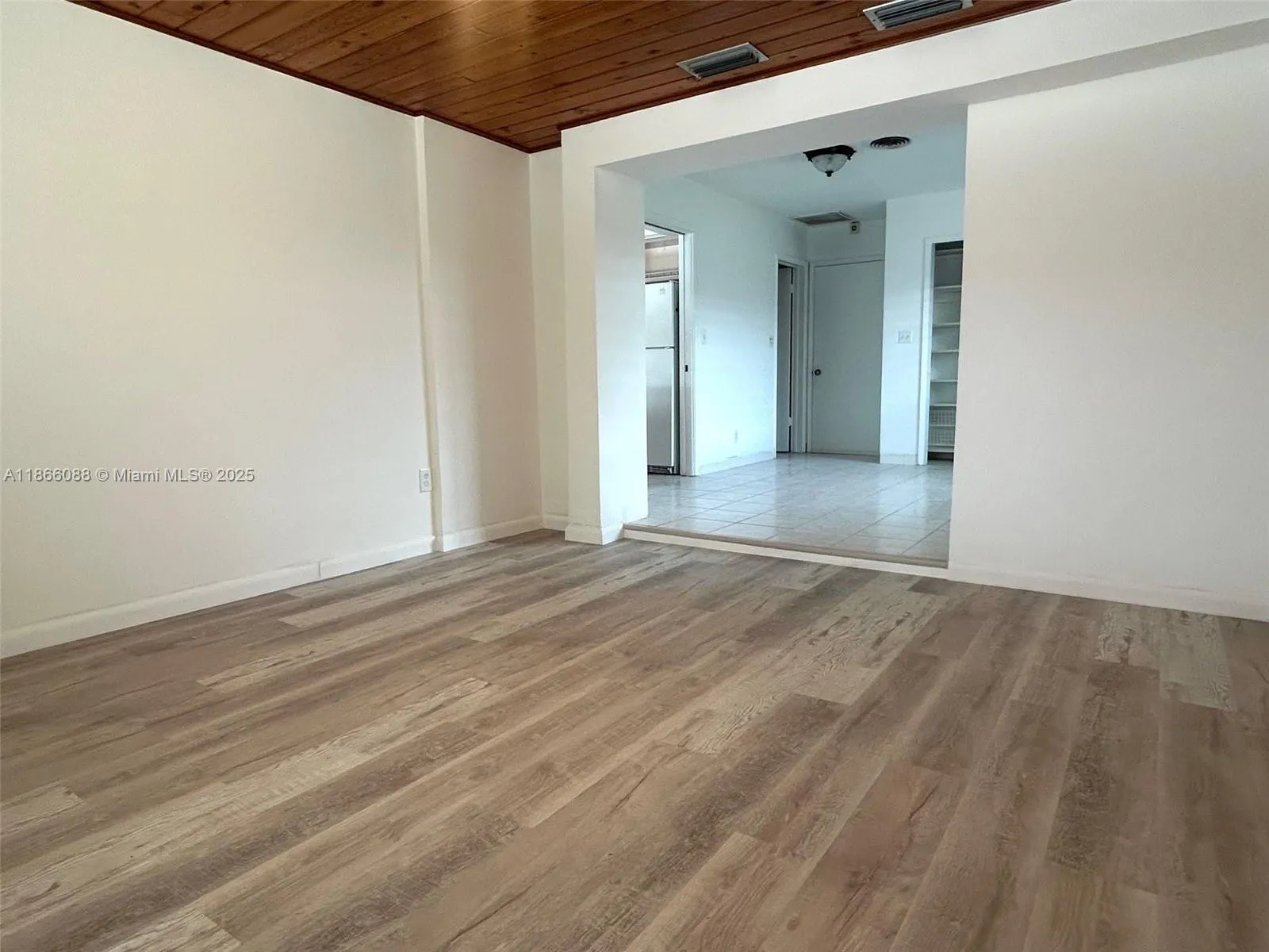 1120 SE 6th Ter