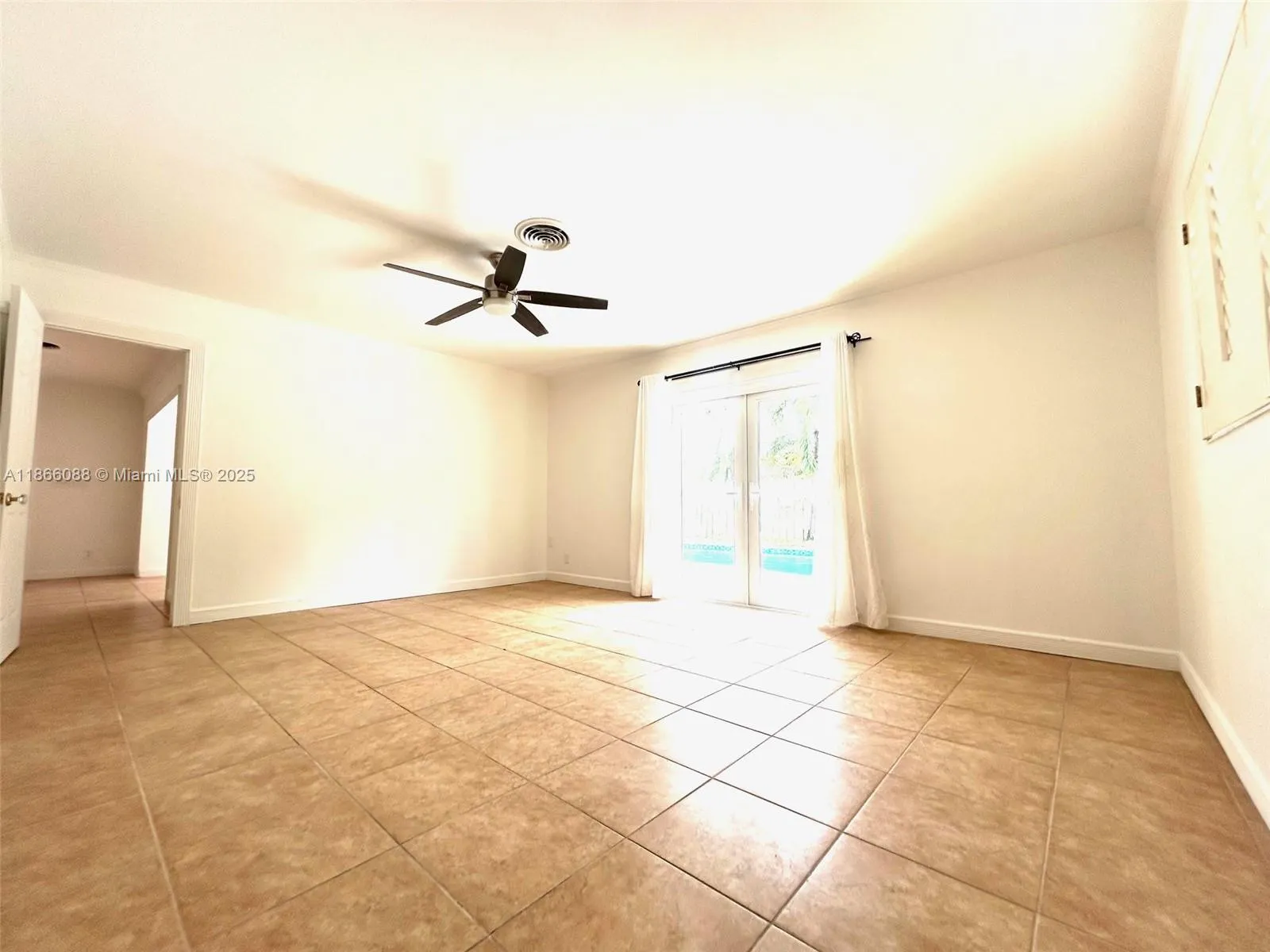 1120 SE 6th Ter