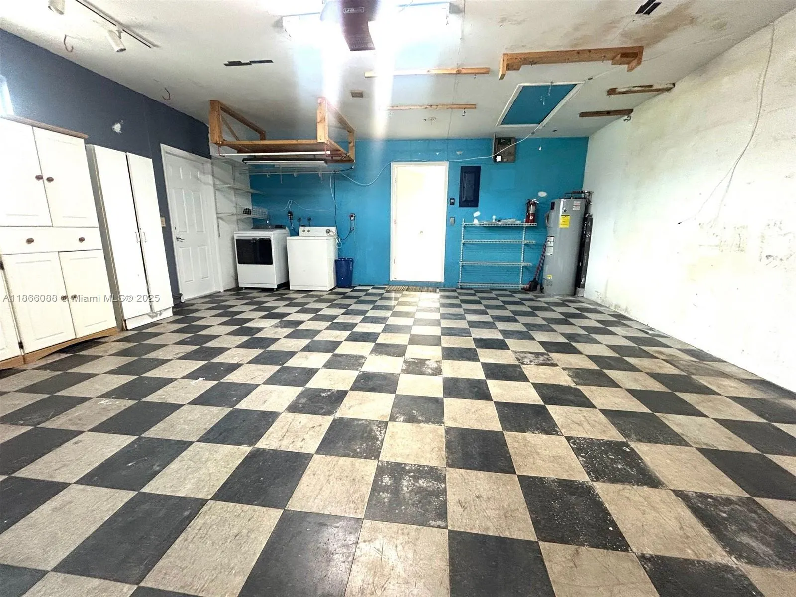 1120 SE 6th Ter