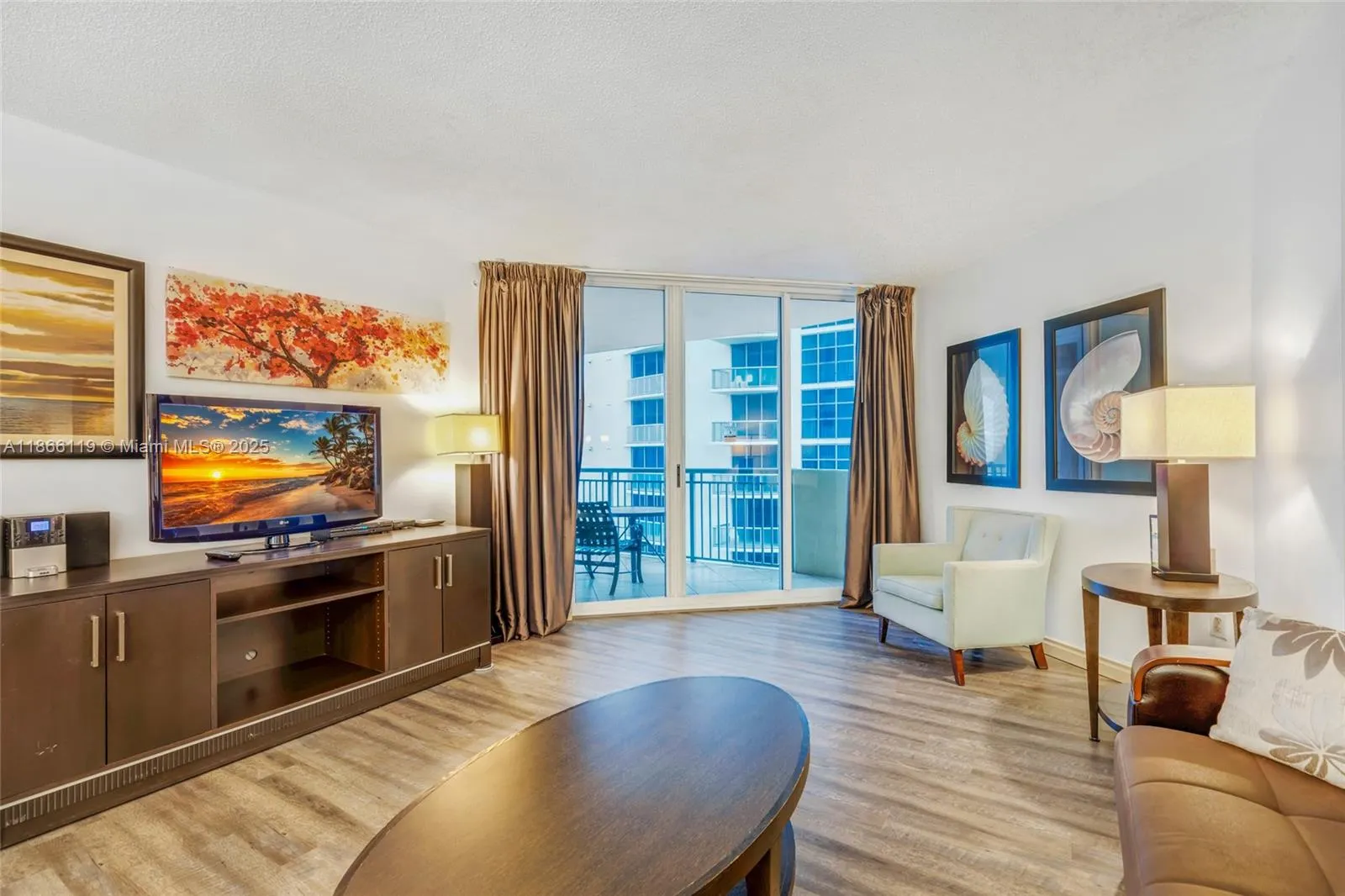 17375 Collins Ave, #1005