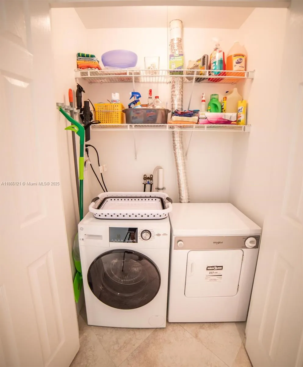1605 S Us Highway 1, #10F