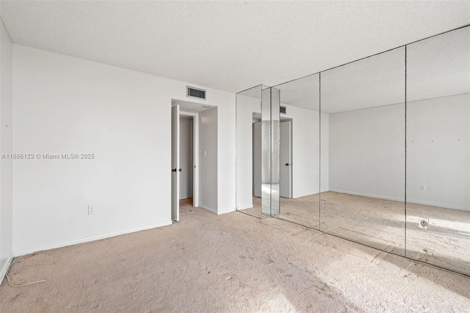 2851 NE 183rd St, #2107E