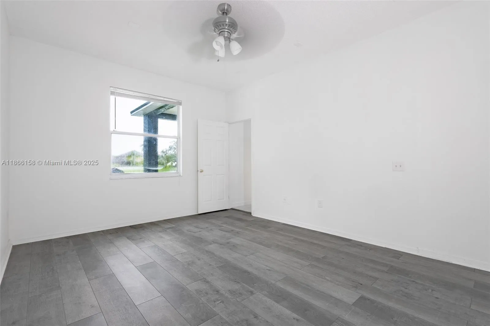 1631 Open Field Loop