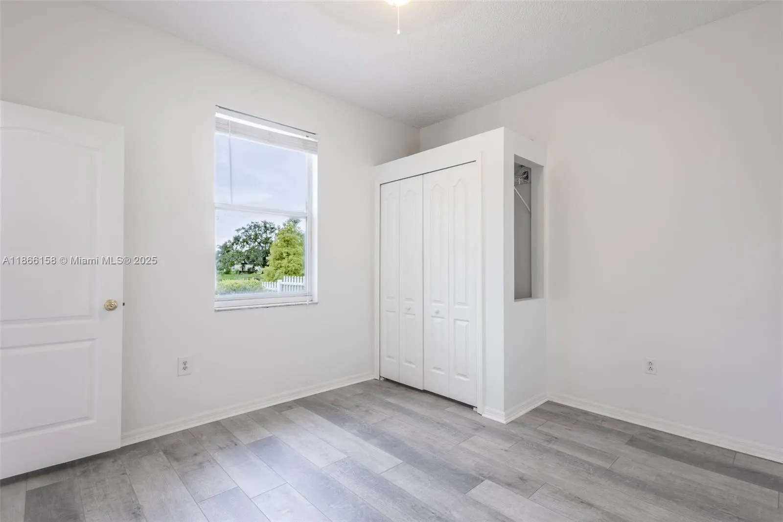 1631 Open Field Loop