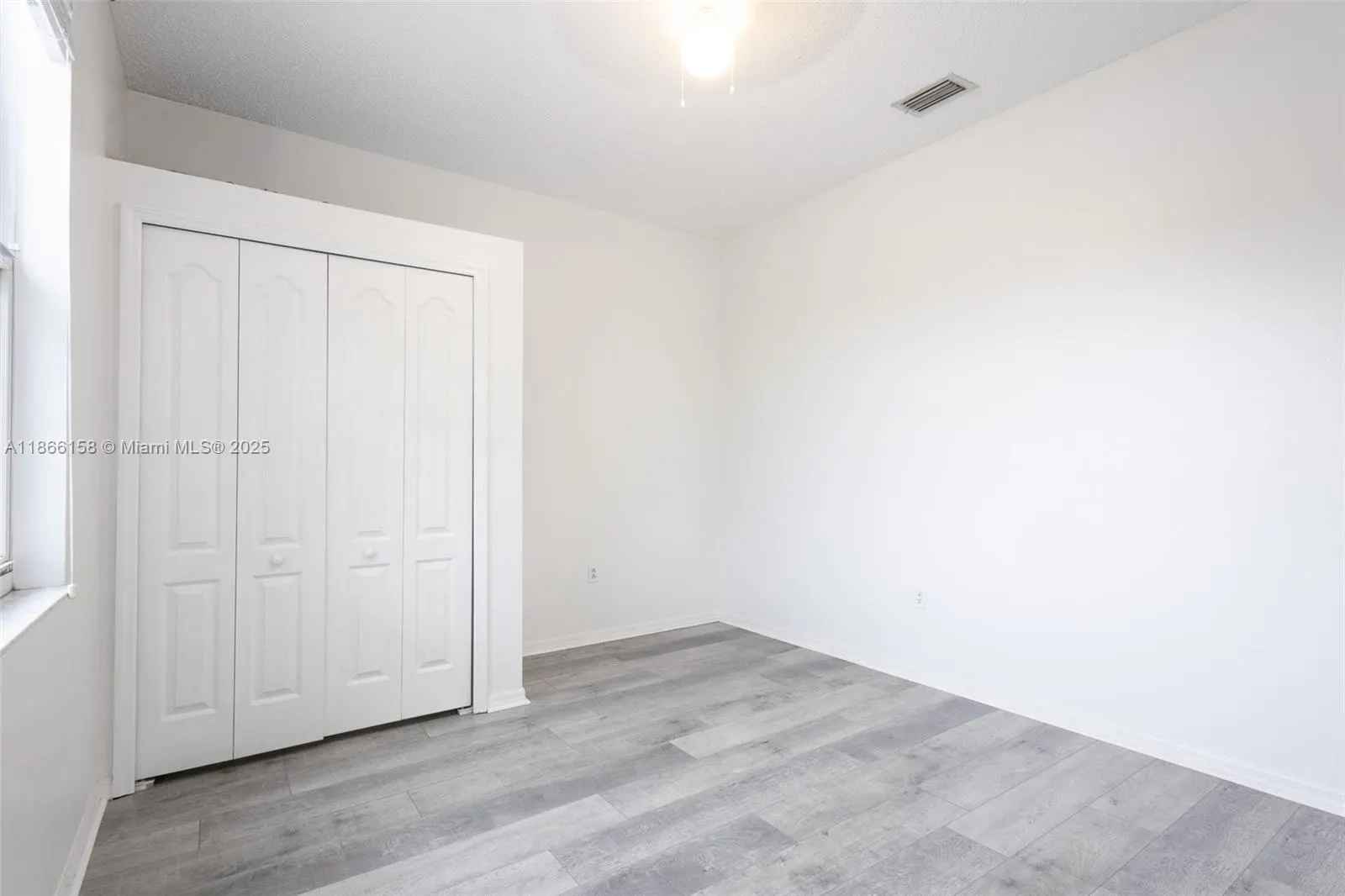 1631 Open Field Loop