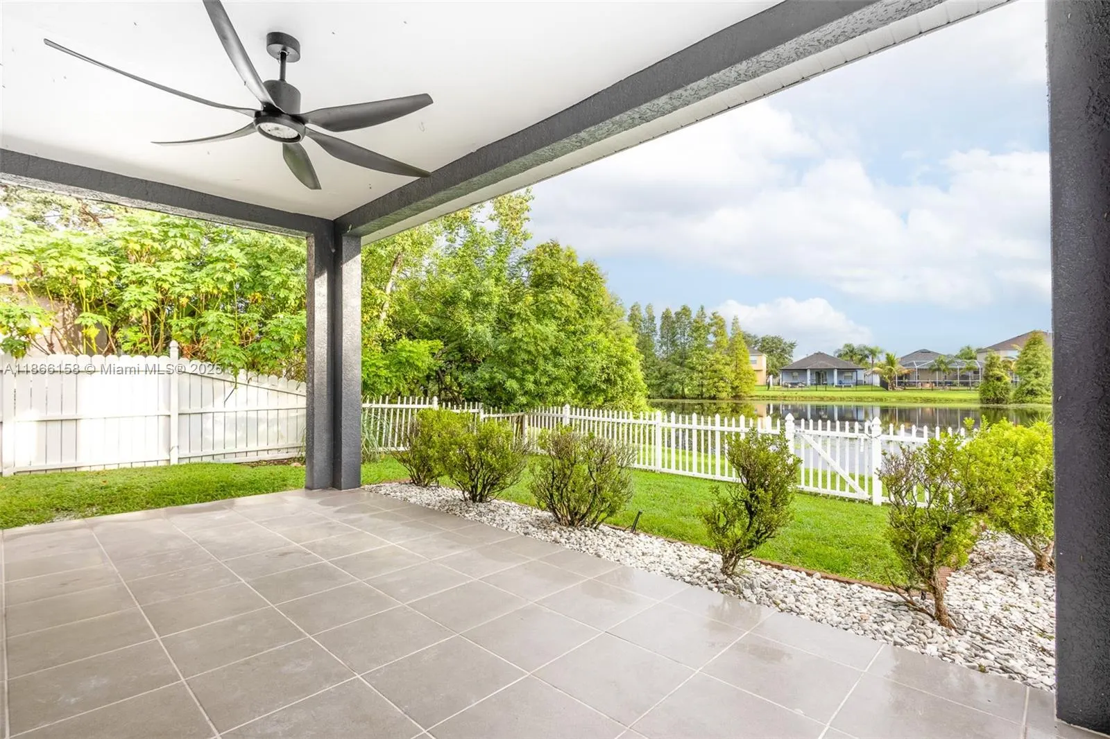 1631 Open Field Loop