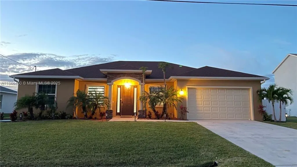 6215 W Deville Cir