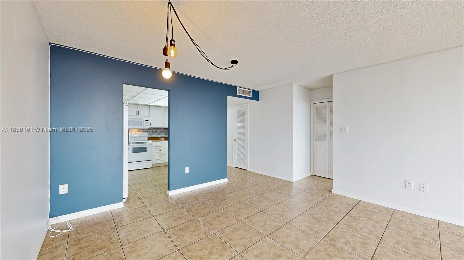 18011 Biscayne Blvd, #903