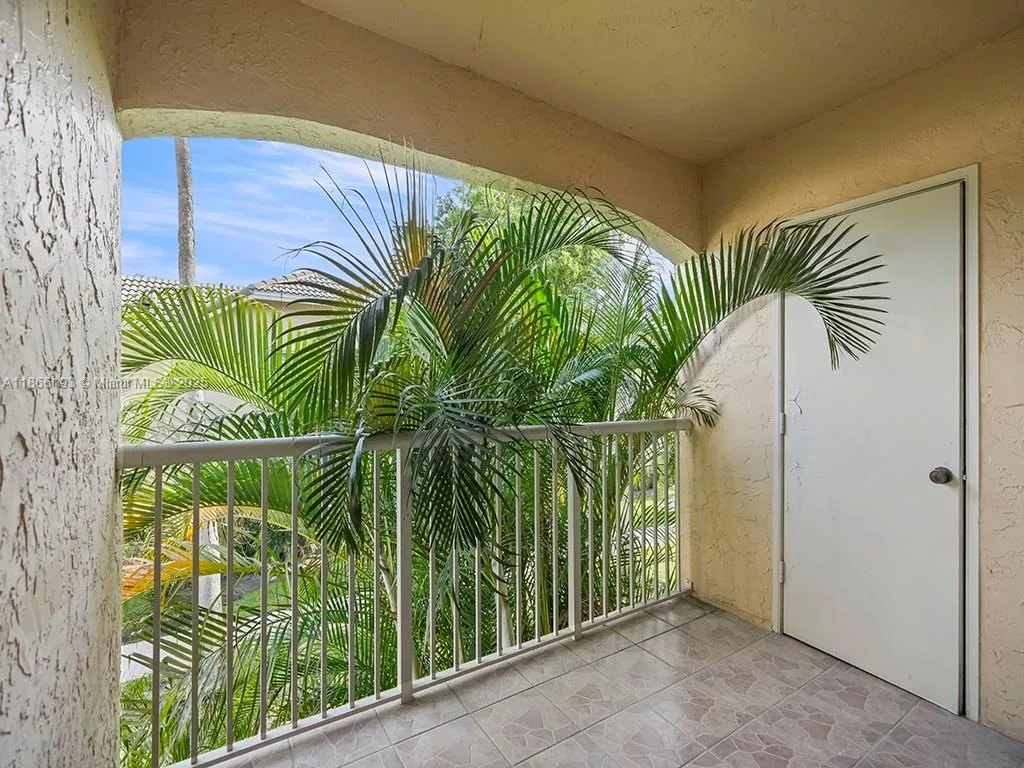 12079 Royal Palm Blvd, #8I